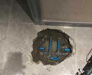 西乌珠穆沁阳台漏水维修公司分享下暖气管道漏水的原因有哪些